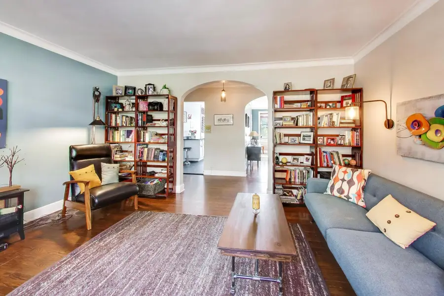 1219 Hull Terrace #2b, Evanston, IL 60202 - #3