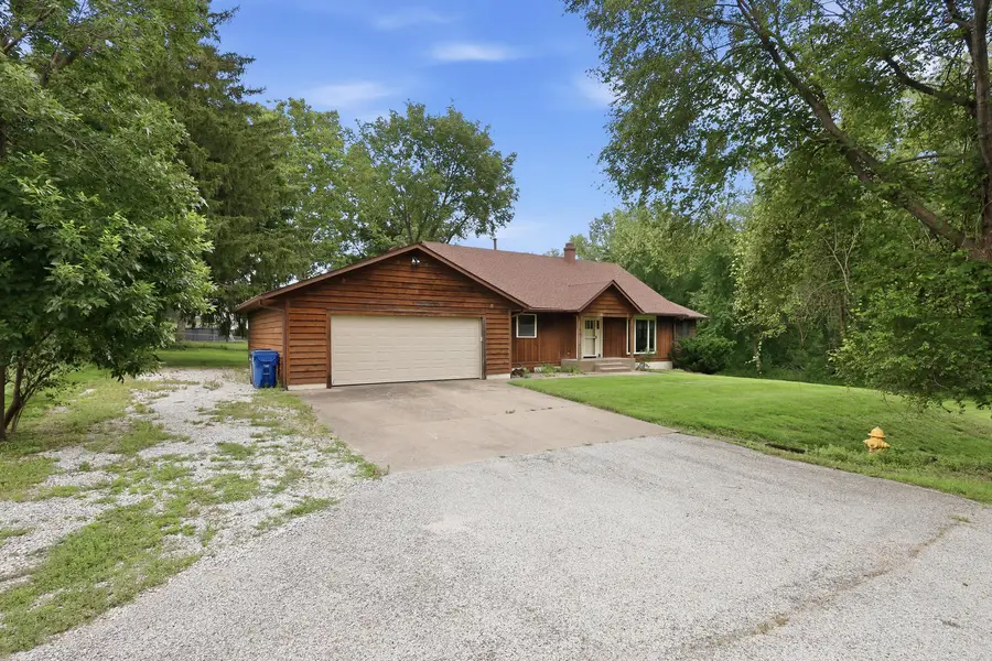 3107 Lorton Avenue, Davenport, IA 52807 - #3