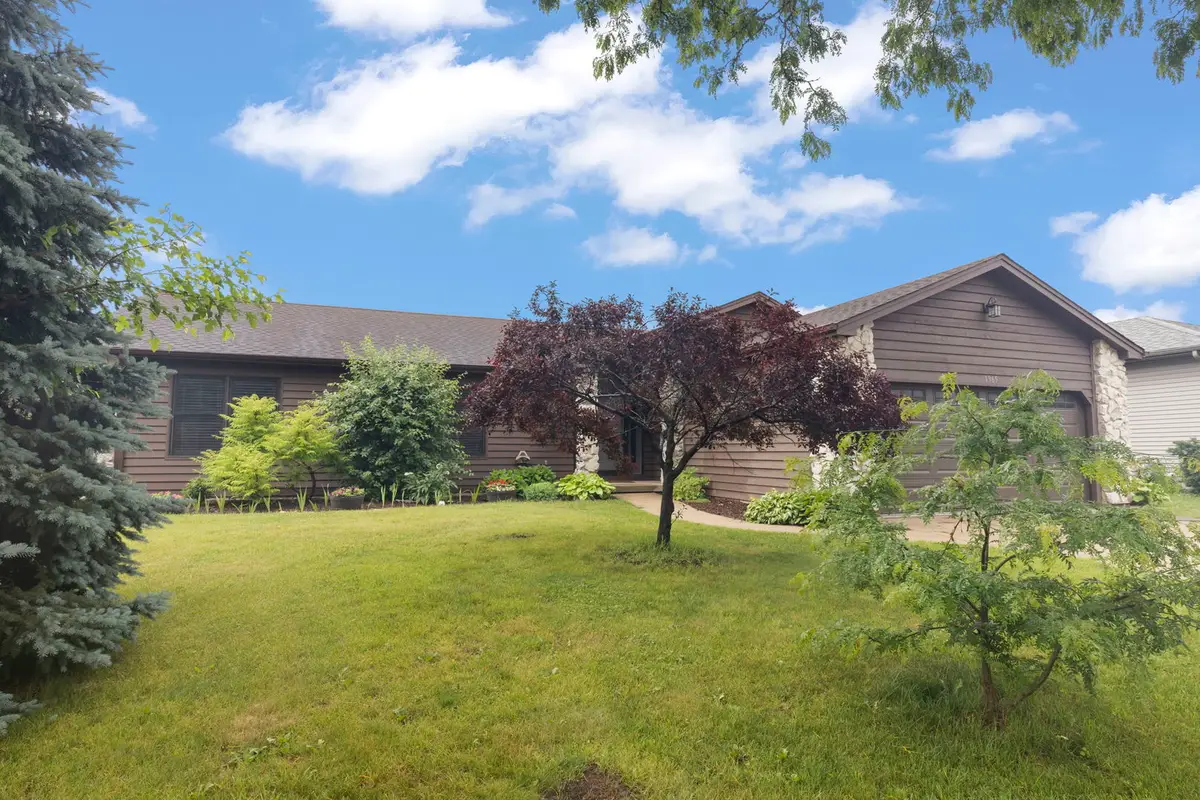 1965 Royal Boulevard, Elgin, IL 60123 - #1