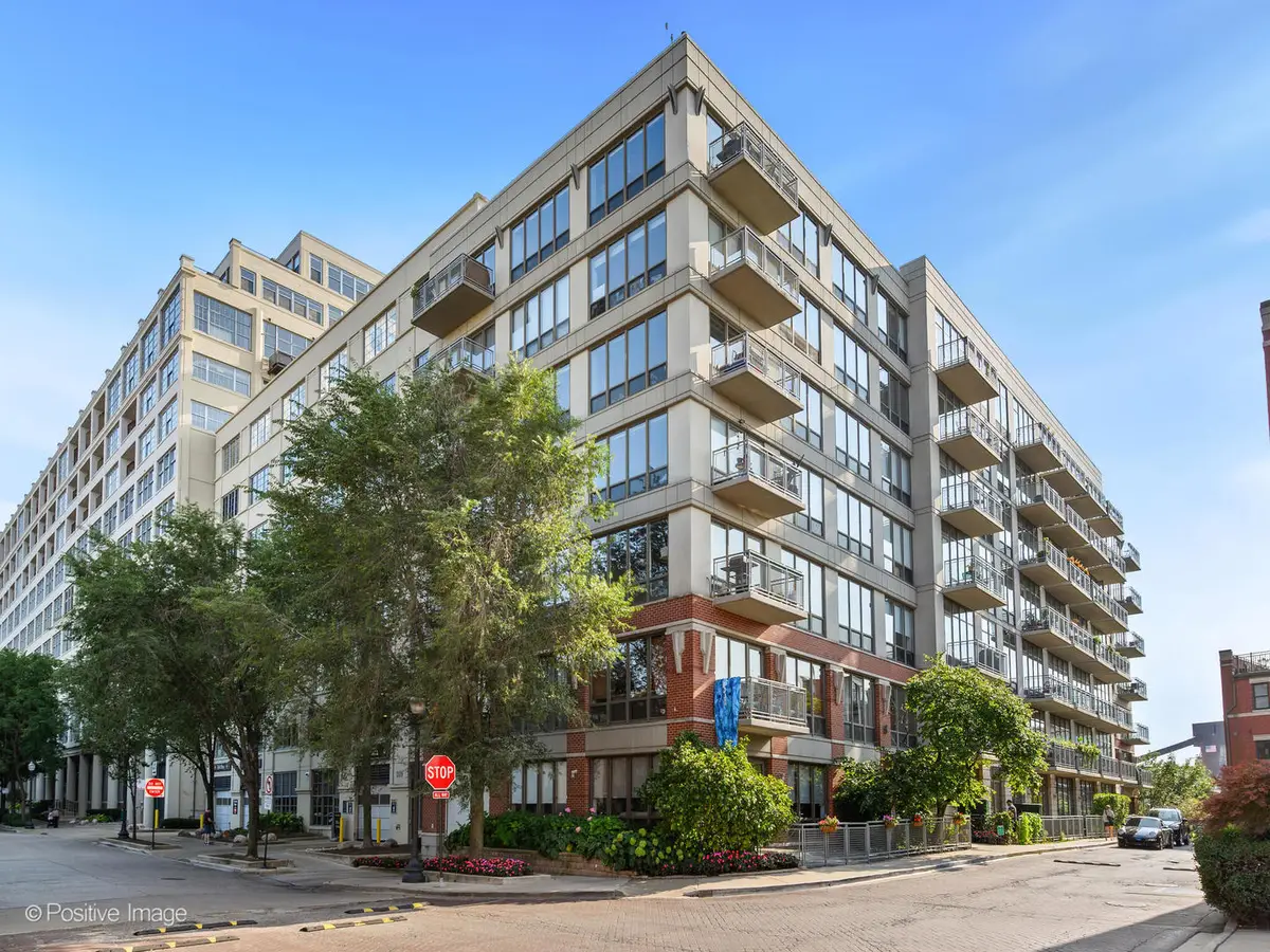 1000 N Kingsbury Street #107, Chicago, IL 60610 - #1