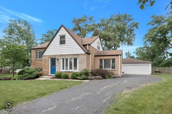 589 Inverness Road, Lisle, IL 60532