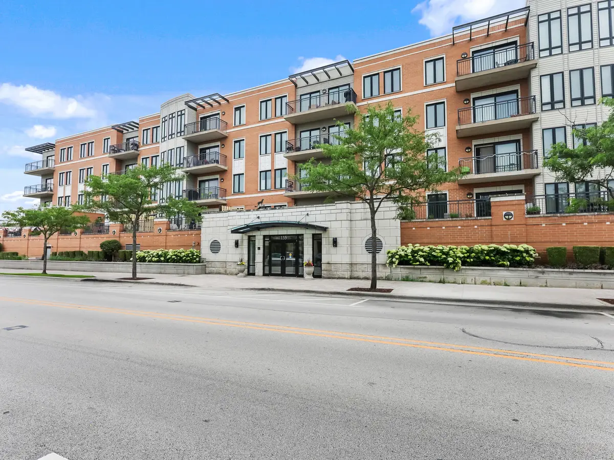 135 S York Street #214, Elmhurst, IL 60126 - #1