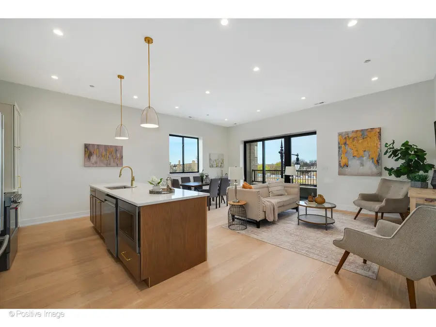 5340 N Lincoln Avenue #202, Chicago, IL 60625 - #2