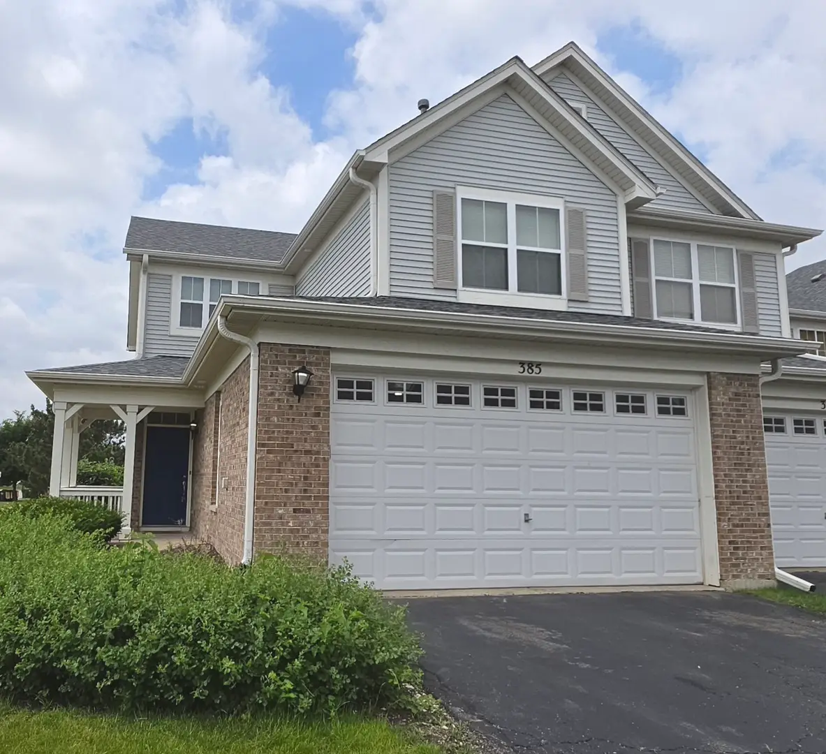 385 Bluegrass Parkway, Oswego, IL 60543 - #1