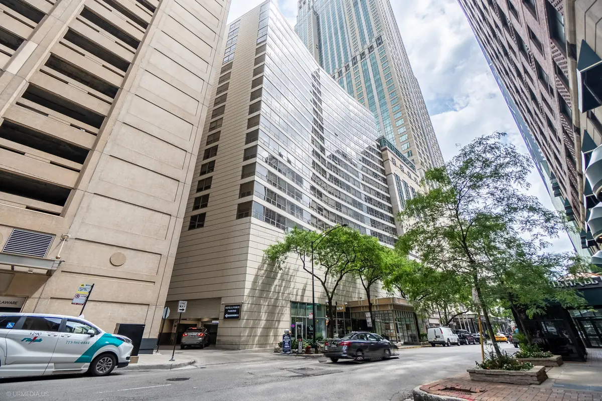 110 E Delaware Place #1804, Chicago, IL 60611 - #1