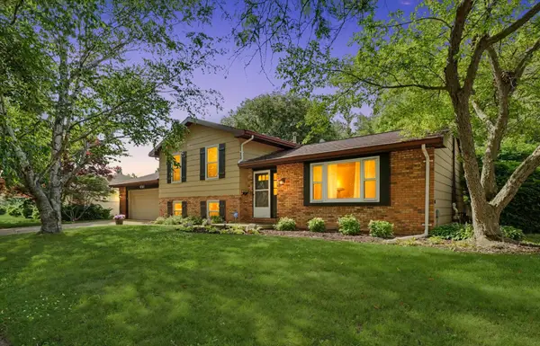 601 E Mchenry Street, Urbana, IL 61801