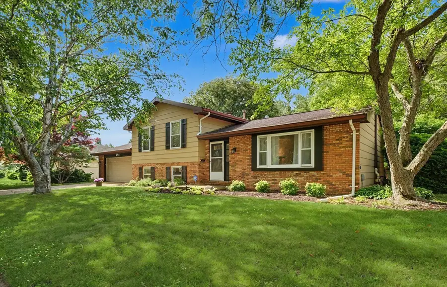 601 E Mchenry Street, Urbana, IL 61801 - #2