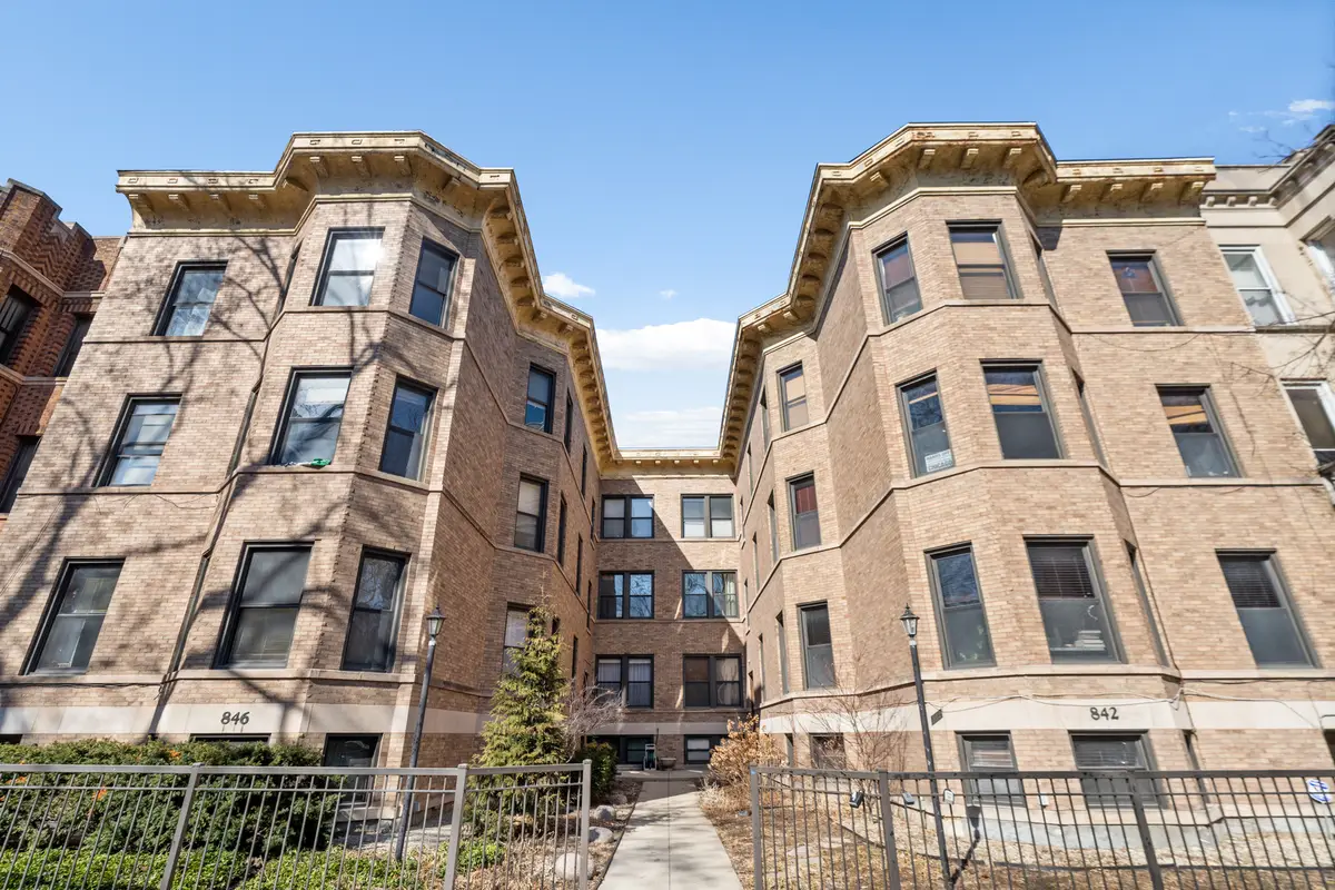 846 W Newport Avenue #1N, Chicago, IL 60657 - #1