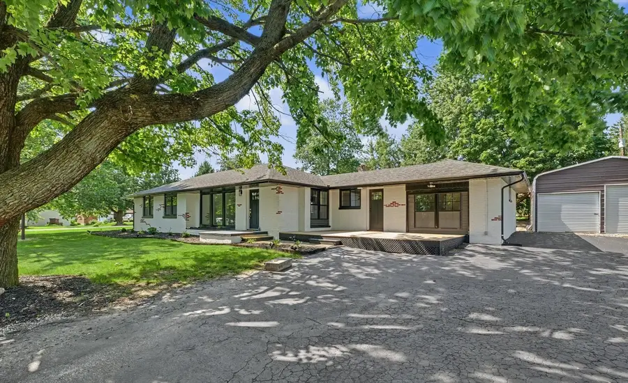 Address Withheld By Seller, Mahomet, IL 61853 - #2