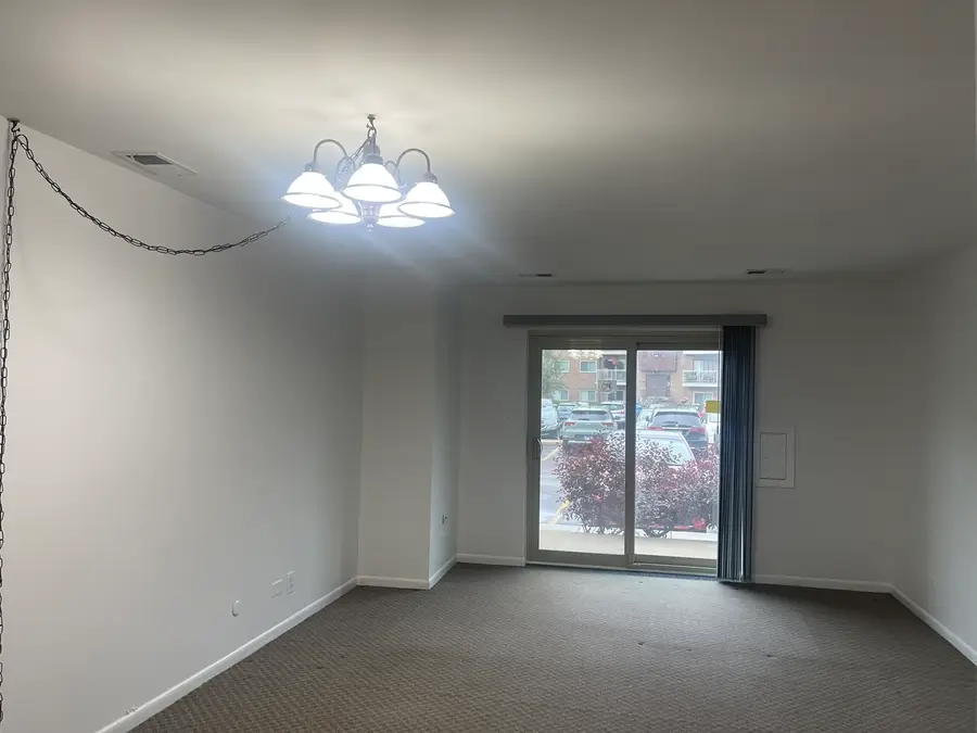 703 W Central Road #A2, Mount Prospect, IL 60056 - #3