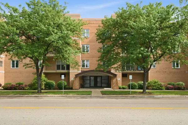 7414 W Irving Park Road #305, Norridge, IL 60706