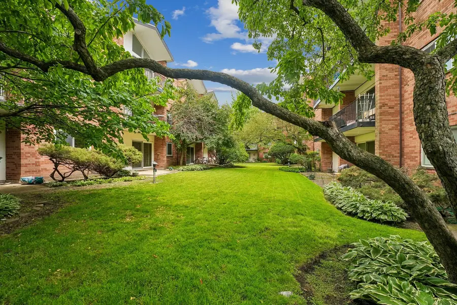 6961 N Oakley Avenue #209B, Chicago, IL 60645 - #2