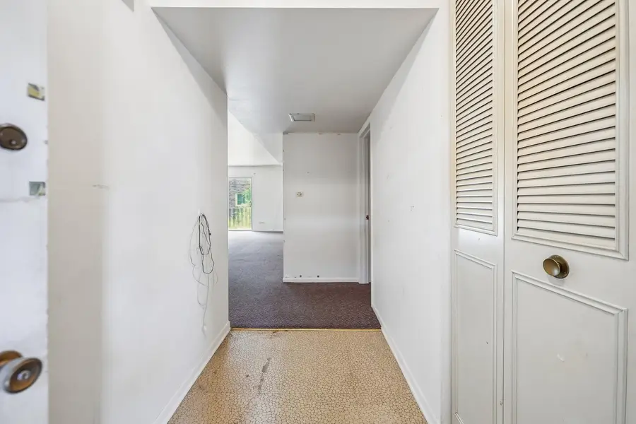 6961 N Oakley Avenue #209B, Chicago, IL 60645 - #3