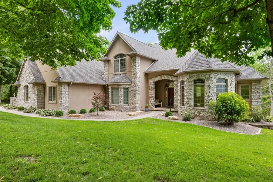 2296 Forest Reed Place, Le Claire, IA 52753 - #2