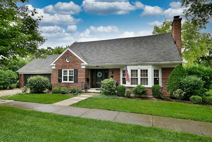 3946 Gilbert Avenue, Western Springs, IL 60558 - #3