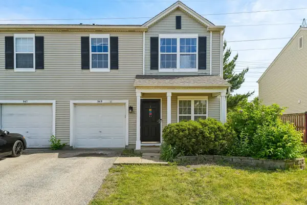 949 E Savannah Drive, Romeoville, IL 60446