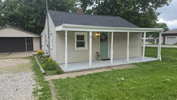 201 4th Street, Colona, IL 61241