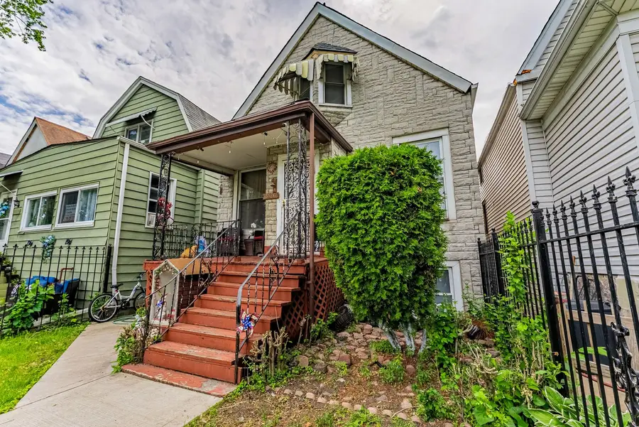 3126 S Komensky Avenue, Chicago, IL 60623 - #3