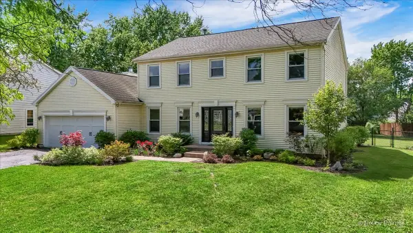 1388 Candlewood Drive, Crystal Lake, IL 60014
