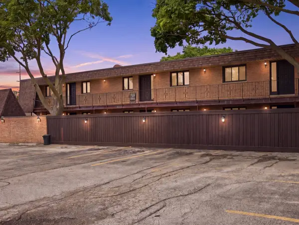 520 E Main Street #1C, Barrington, IL 60010