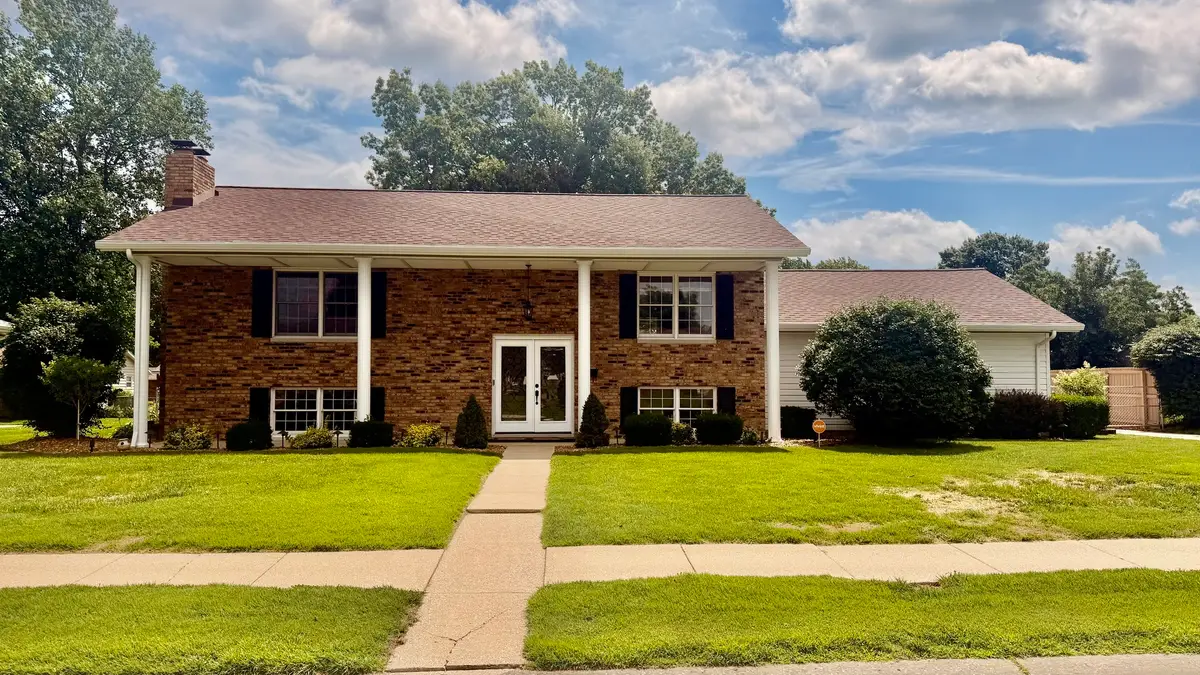 545 Meadowbrook, Centralia, IL 62801 - #1