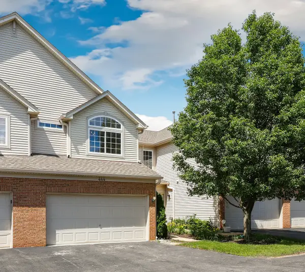 444 Jamestown Court, Aurora, IL 60502