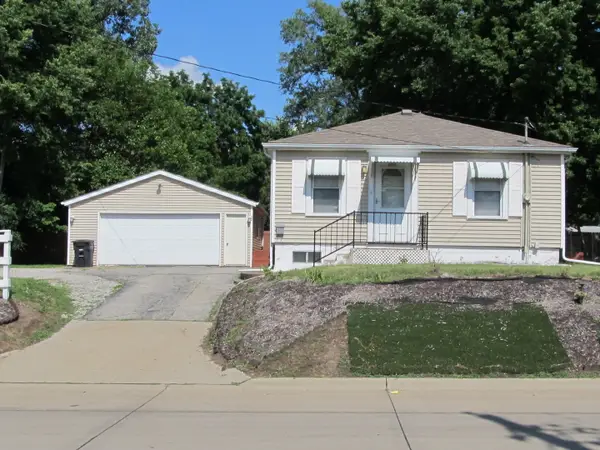 2013 5th Street, Rock Island, IL 612011