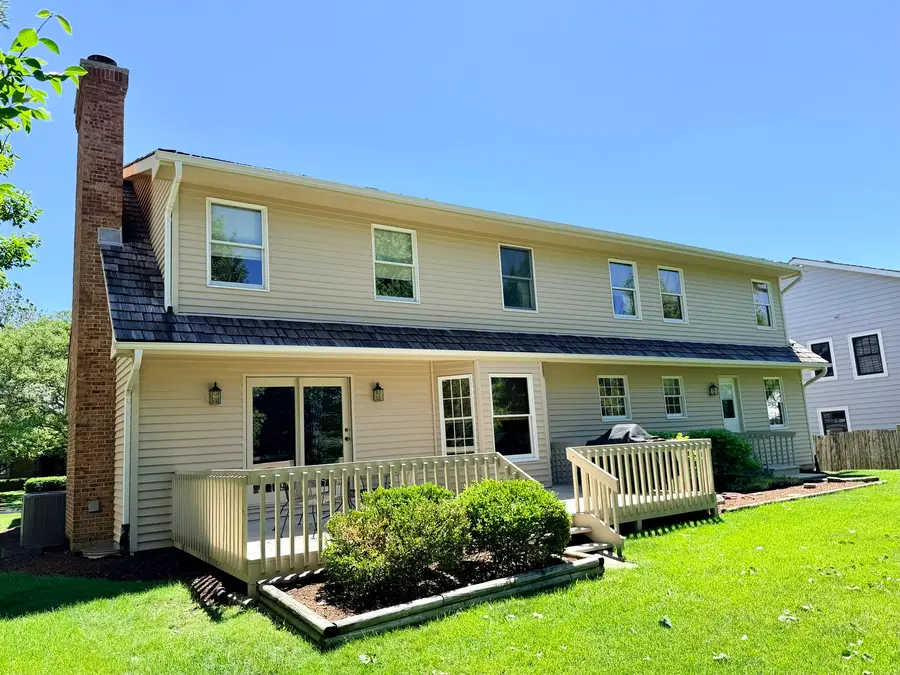 1137 Loyola Drive, Libertyville, IL 60048 - #3