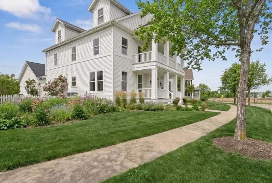 860 Blazing Star Road, Grayslake, IL 60030 - #2