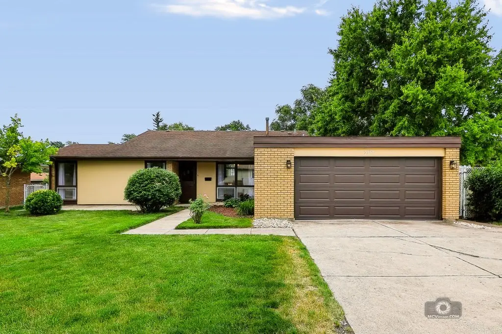 5595 155th Street, Oak Forest, IL 60452 - #1