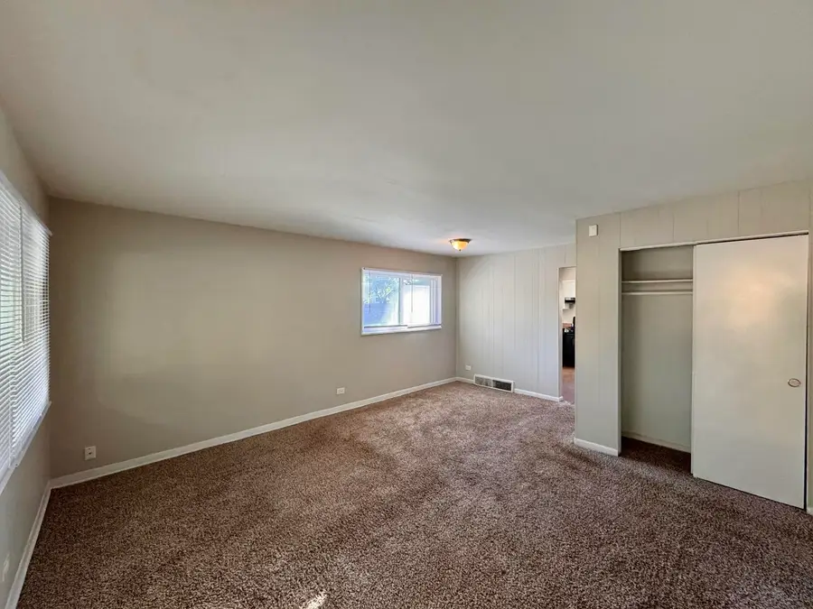 15326 Dorchester Avenue, Dolton, IL 60419 - #3