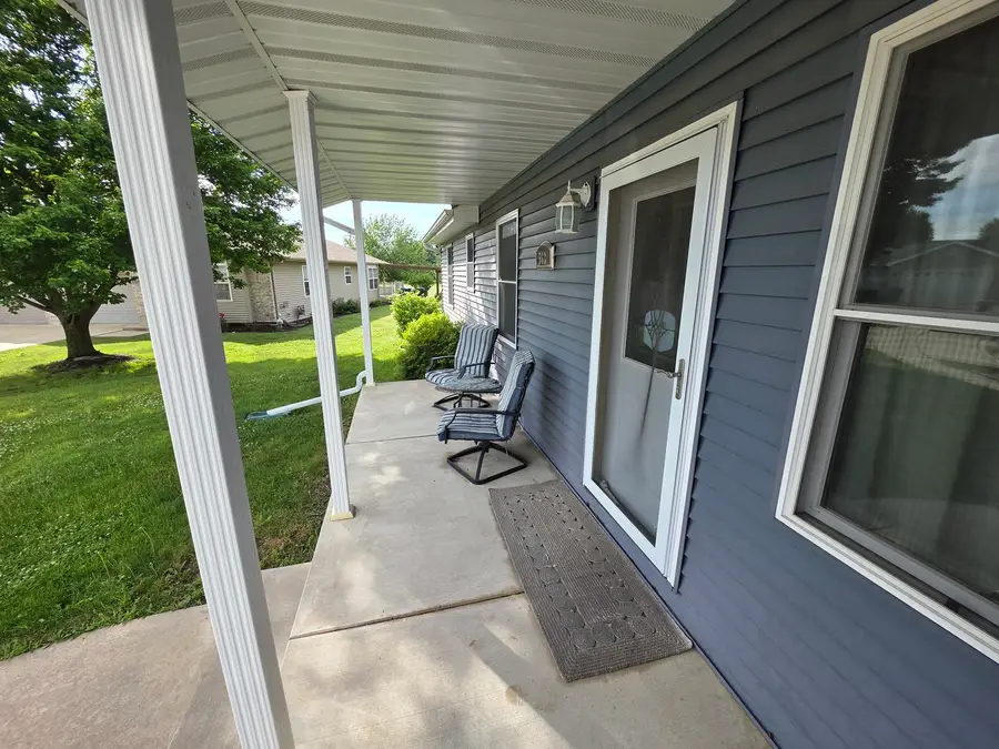 563 Pine Meadow Drive, Dixon, IL 61021 - #2