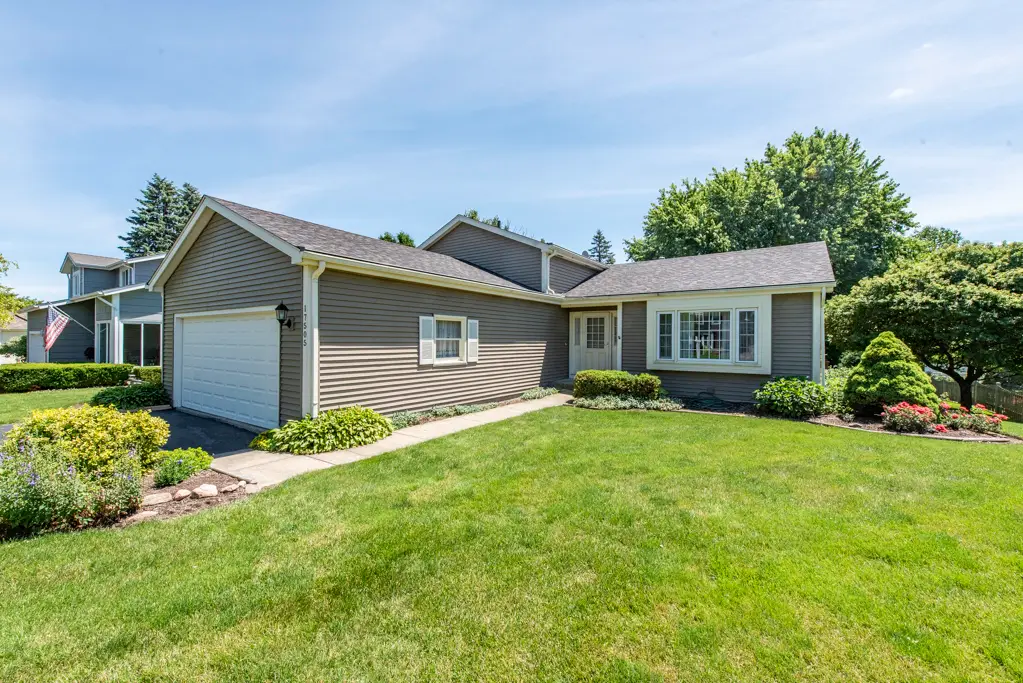 17505 W Woodland Drive, Grayslake, IL 60030 - #1