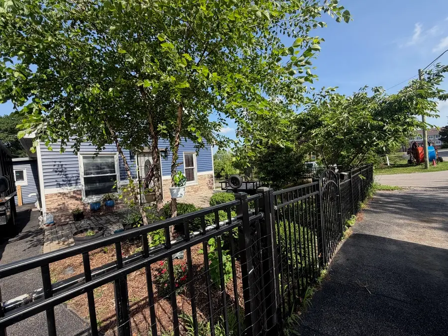 509 Fairbanks Avenue, Joliet, IL 60432 - #3