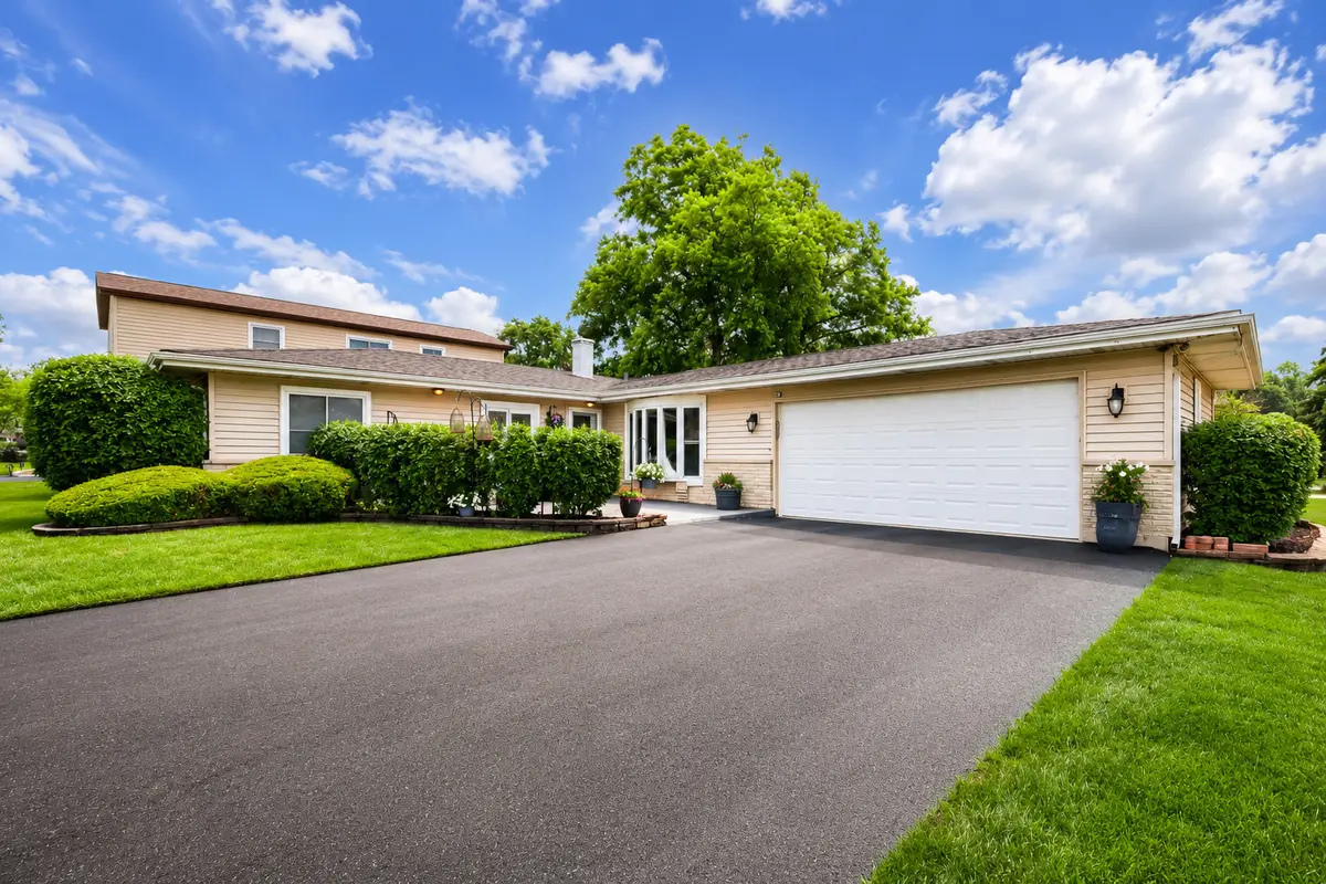 410 Manor Hill Lane, Lombard, IL 60148 - #1
