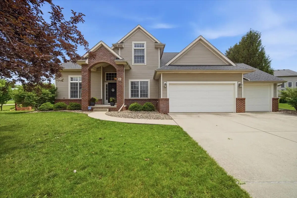9 Brookline Court, Bloomington, IL 61705 - #1