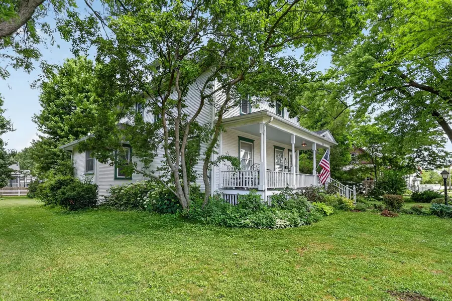 215 W Harrison Street, Belvidere, IL 61008 - #2
