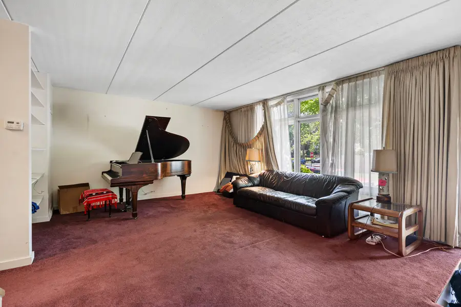 4753 S Woodlawn Avenue, Chicago, IL 60615 - #2
