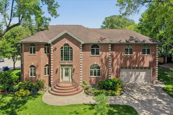 238 Westmoreland Drive, Wilmette, IL 60091
