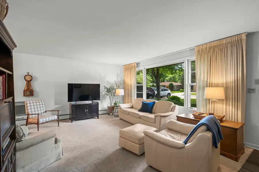 311 N Beverly Lane, Arlington Heights, IL 60004 - #2