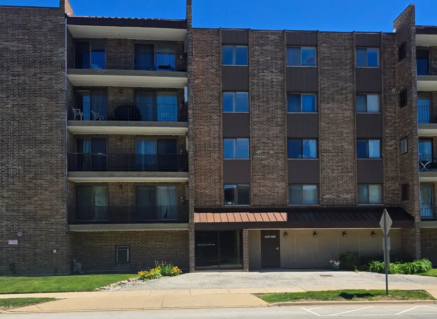 828 Graceland Avenue #404, Des Plaines, IL 60016 - #2