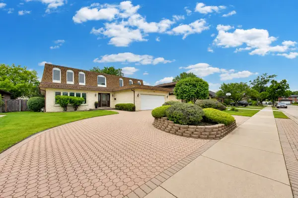 9350 Neenah Avenue, Morton Grove, IL 60053