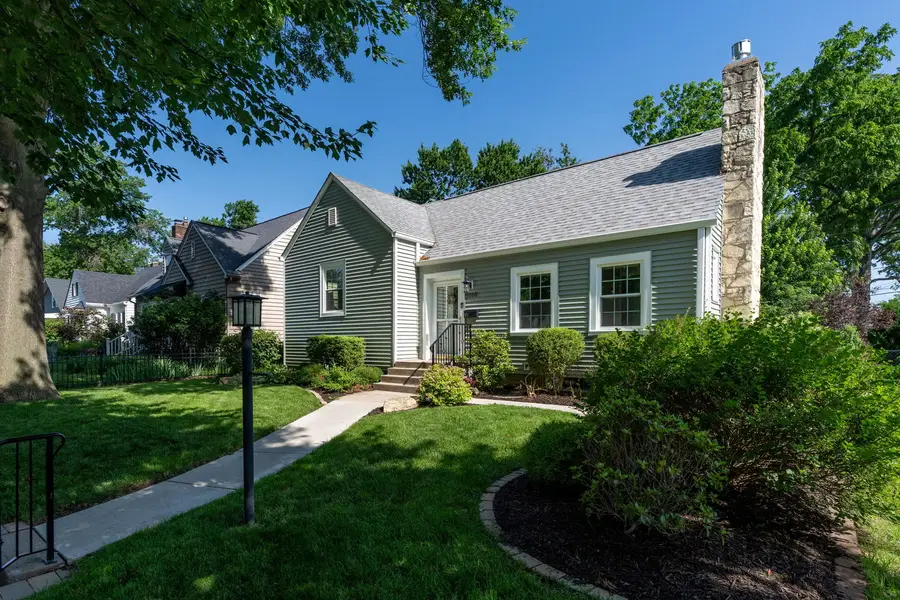 1118 Grand Court, Davenport, IA 52803 - #2