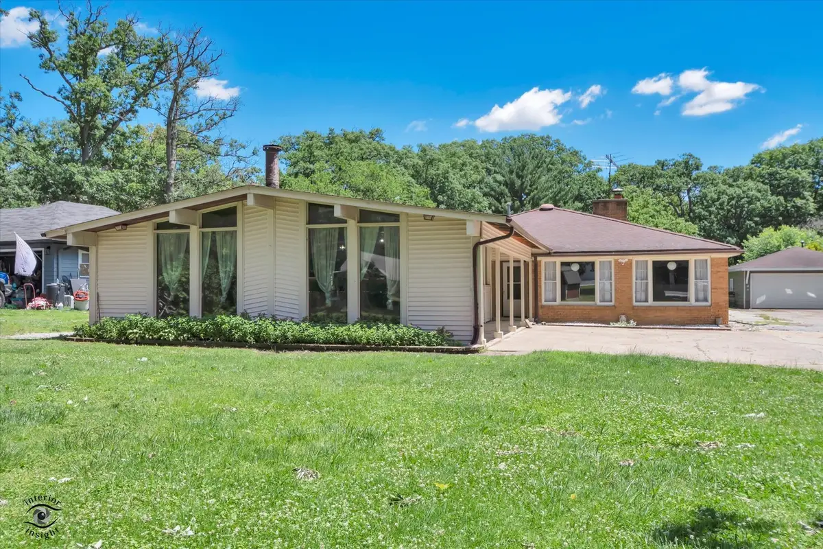 23935 S Kings Road, Crete, IL 60417 - #1