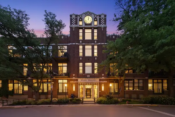 2300 W Wabansia Avenue #122, Chicago, IL 60647