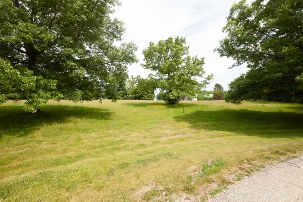 2905 Fox Knoll Court, McHenry, IL 60051