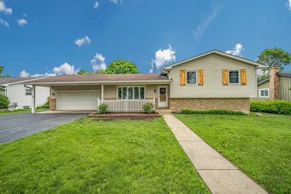 58 Woodview Lane, Algonquin, IL 60102