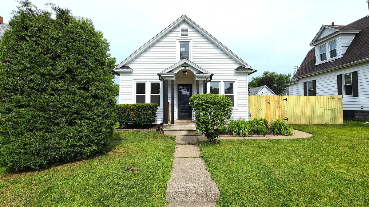 2621 Davenport Avenue, Davenport, IA 52803 - #1