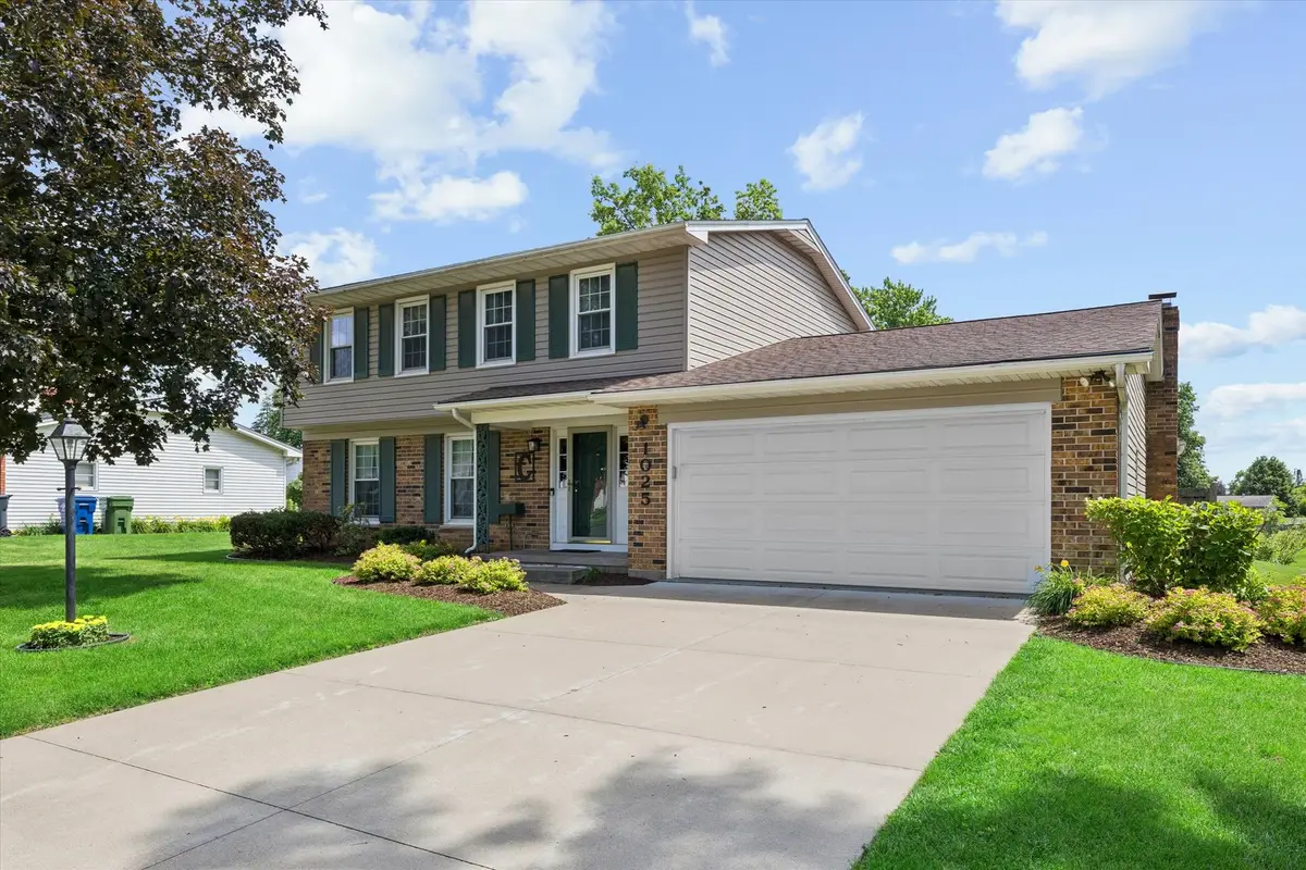 1025 8th Avenue N, Clinton, IA 53732 - #1