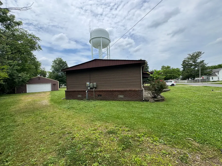 112 E 6th Street, Staunton, IL 62088 - #2